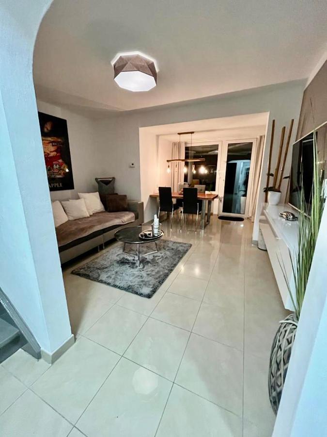 Casa Arturo Duesseldorf Apartment Екстериор снимка
